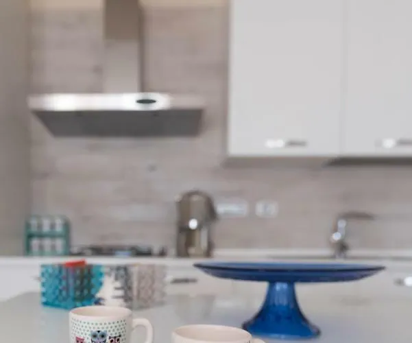 Damahouse Φόρμια